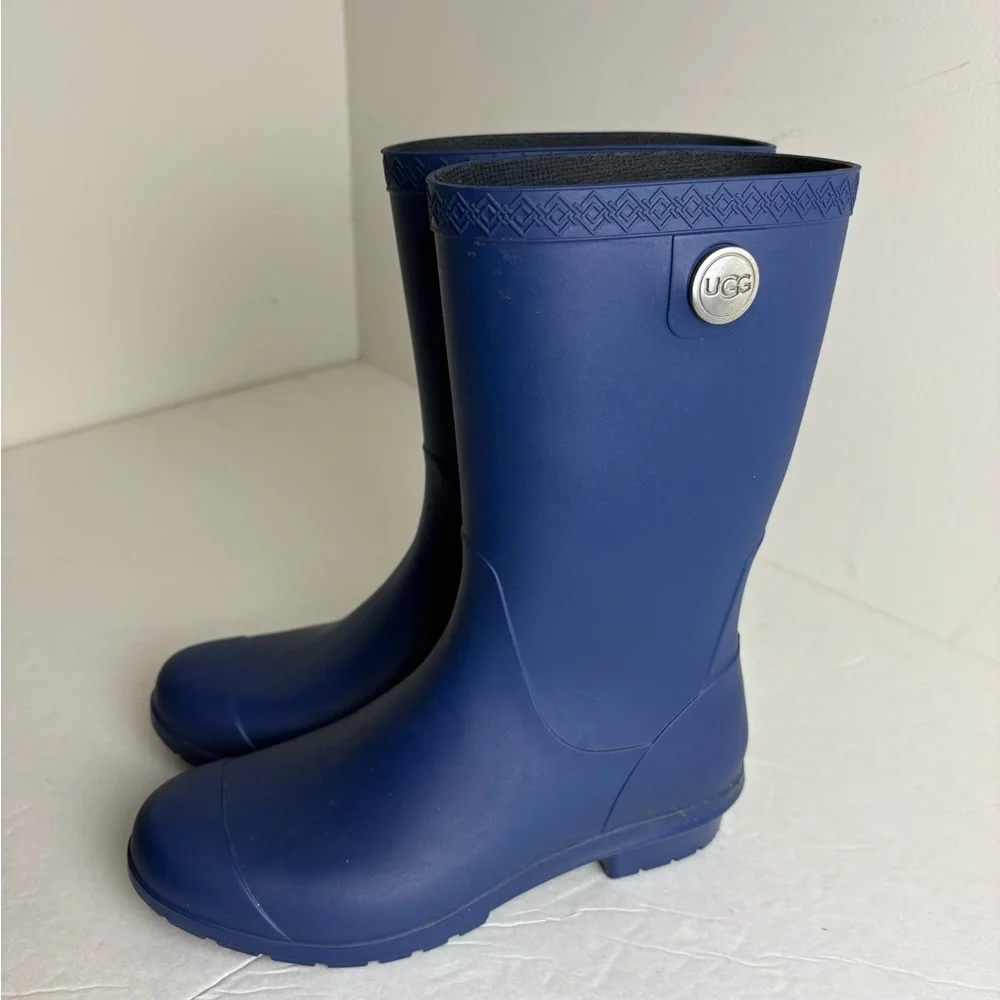 Ugg Sienna Matte Rain Boot Size 5